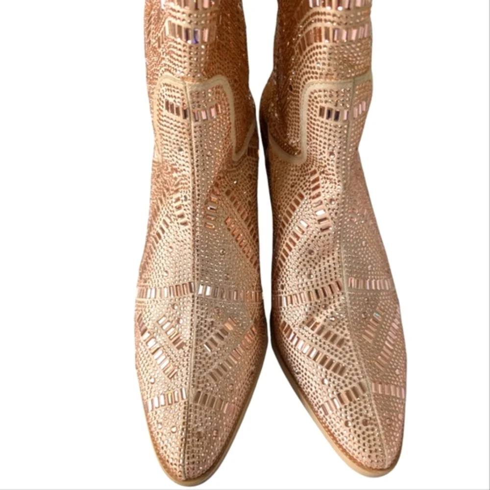 NEW..Azalea Wang  Rhinestone Studded Pointed Western Ankle Boots...size 8.5